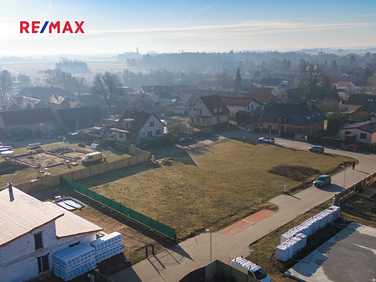 Prodej stavebního pozemku 918 m² - foto 7