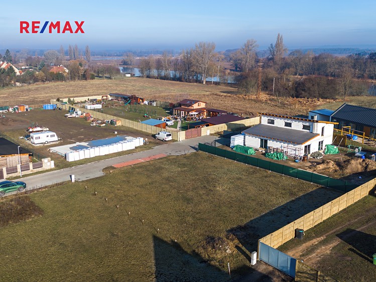 Prodej stavebního pozemku 918 m² - foto 5