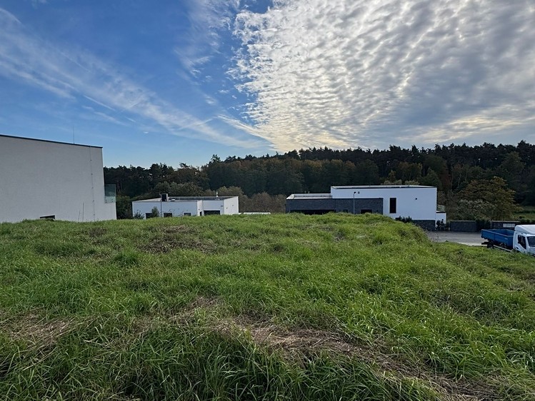 Prodej stavebního pozemku 994 m² - foto 7