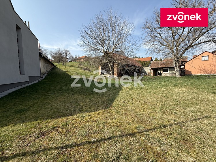 Prodej stavebního pozemku 800 m² - foto 2