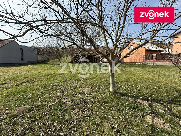 Prodej stavebního pozemku 800 m² - foto 4