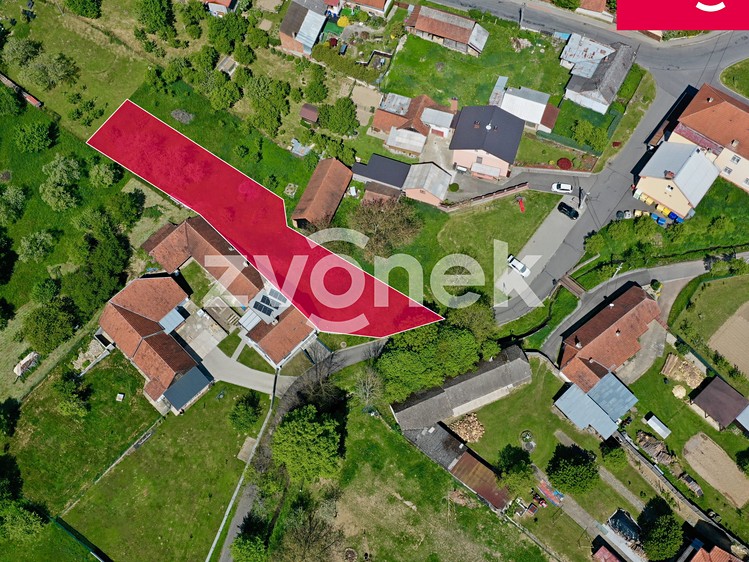 Prodej stavebního pozemku 800 m² - foto 8