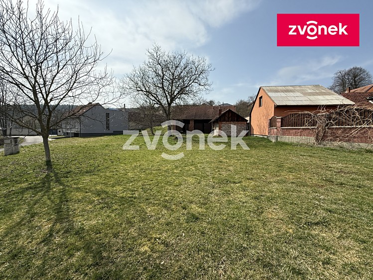 Prodej stavebního pozemku 800 m² - foto 5