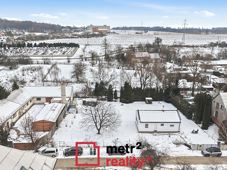 Prodej stavebního pozemku 866 m² - foto 4