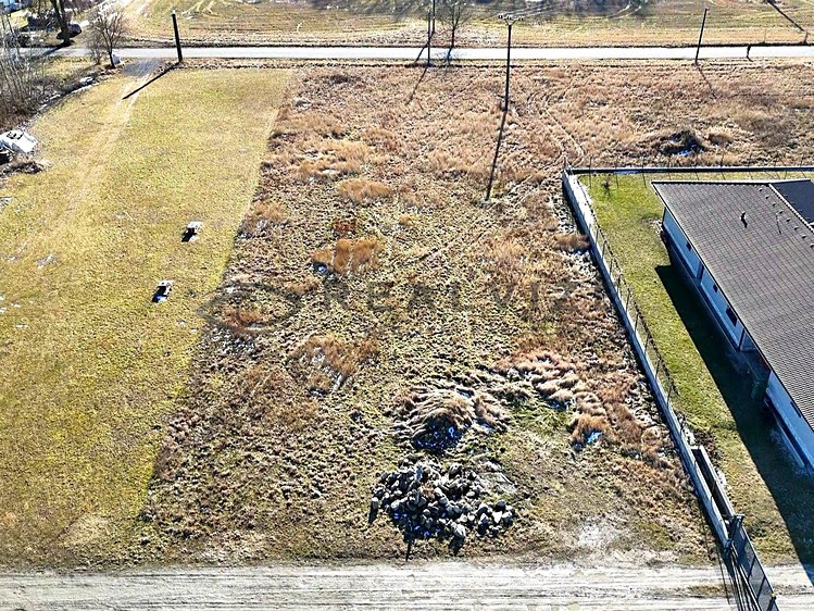 Prodej stavebního pozemku 1 358 m² - foto 4