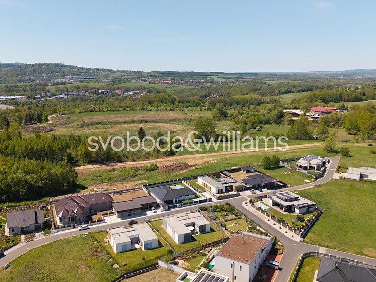 Prodej stavebního pozemku 1 268 m² - foto 5