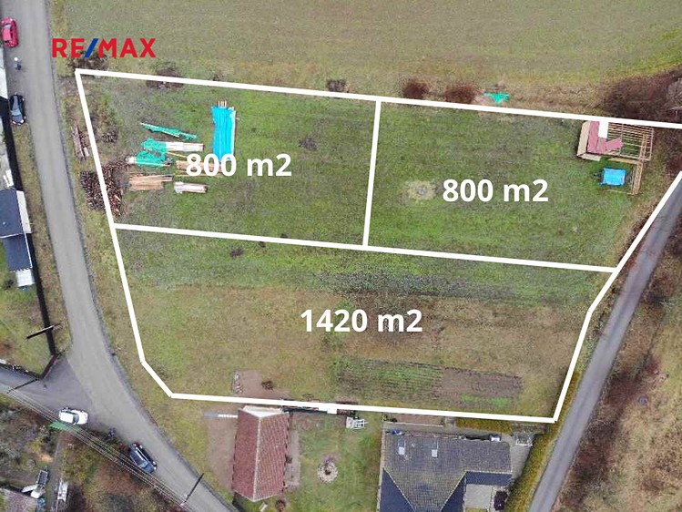 Prodej stavebního pozemku 710 m² - foto 4