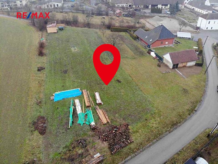Prodej stavebního pozemku 710 m² - foto 7