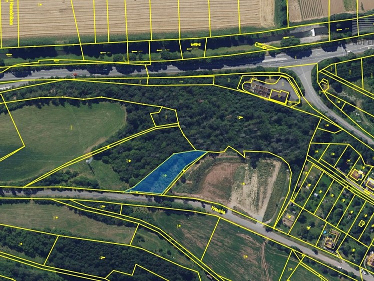Prodej stavebního pozemku 1 845 m² - foto 3