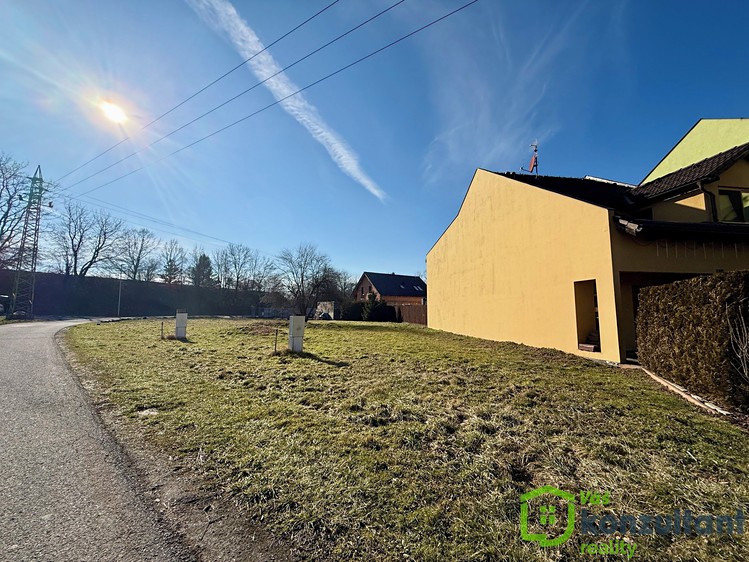 Prodej stavebního pozemku 673 m² - foto 7