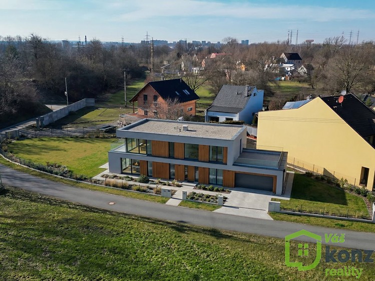 Prodej stavebního pozemku 964 m² - foto 1