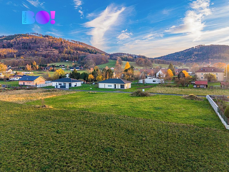 Prodej stavebního pozemku 980 m² - foto 7