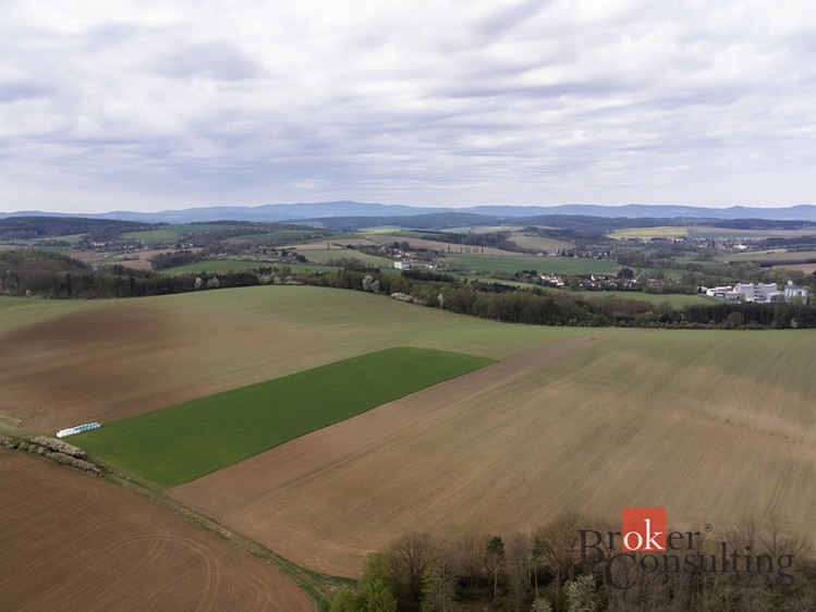 Prodej stavebního pozemku 792 m² - foto 5