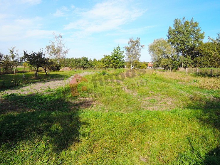 Prodej stavebního pozemku 1 787 m² - foto 1