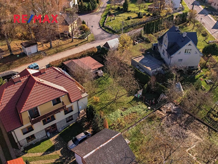 Prodej stavebního pozemku 487 m² - foto 4