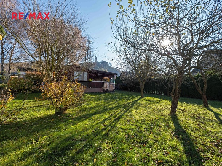 Prodej stavebního pozemku 487 m² - foto 2