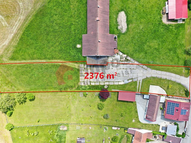 Prodej stavebního pozemku 2 376 m² - foto 3