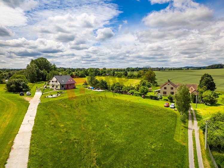 Prodej stavebního pozemku 1 702 m² - foto 5