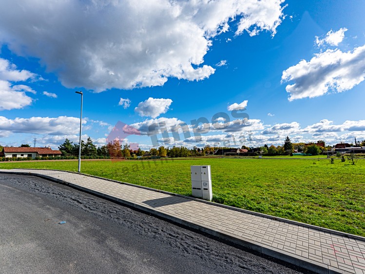 Prodej stavebního pozemku 1 901 m² - foto 3