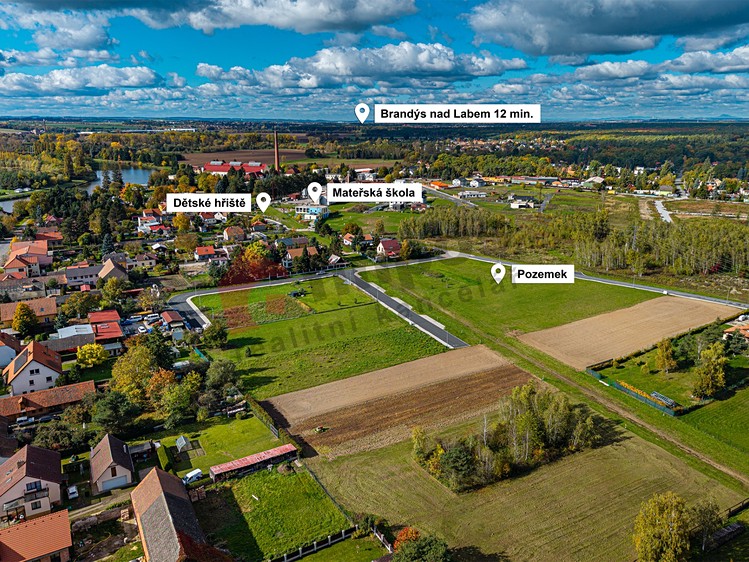 Prodej stavebního pozemku 1 901 m² - foto 5