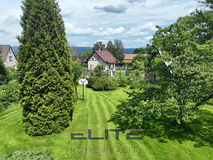 Prodej stavebního pozemku 1 502 m² - foto 6