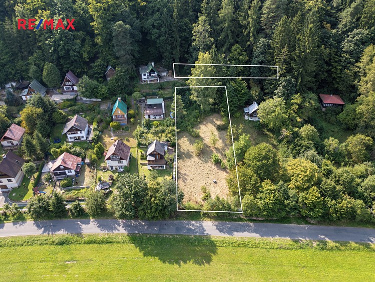 Prodej stavebního pozemku 1 234 m² - foto 6