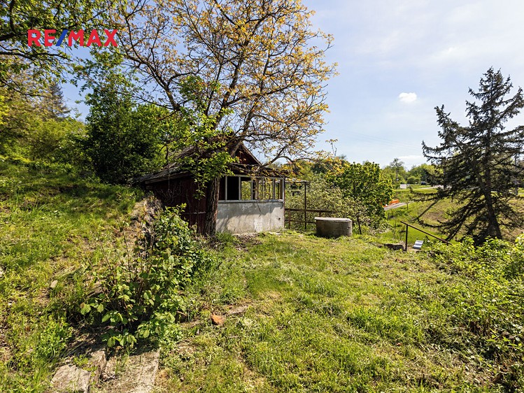 Prodej stavebního pozemku 1 537 m² - foto 6