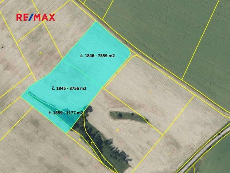 Prodej pole 17 492 m² - foto 1