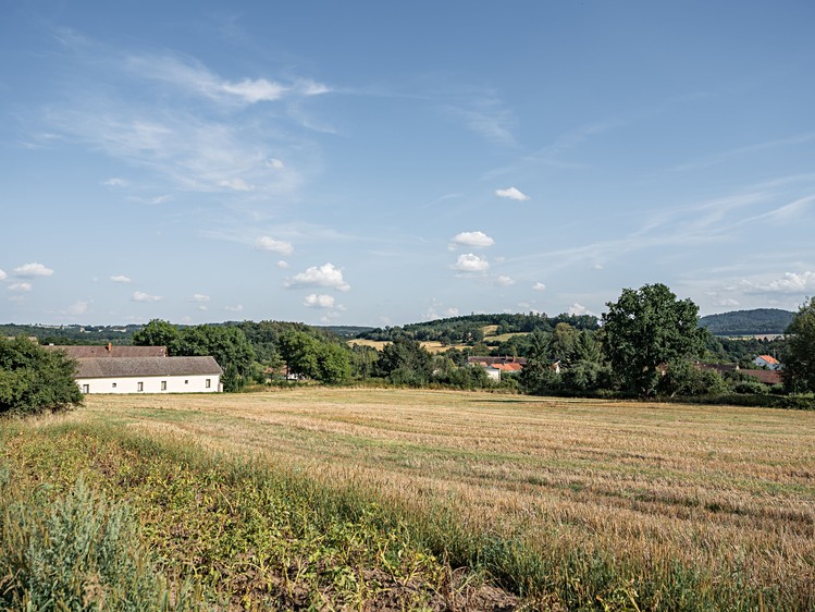 Prodej stavebního pozemku 7 150 m² - foto 6