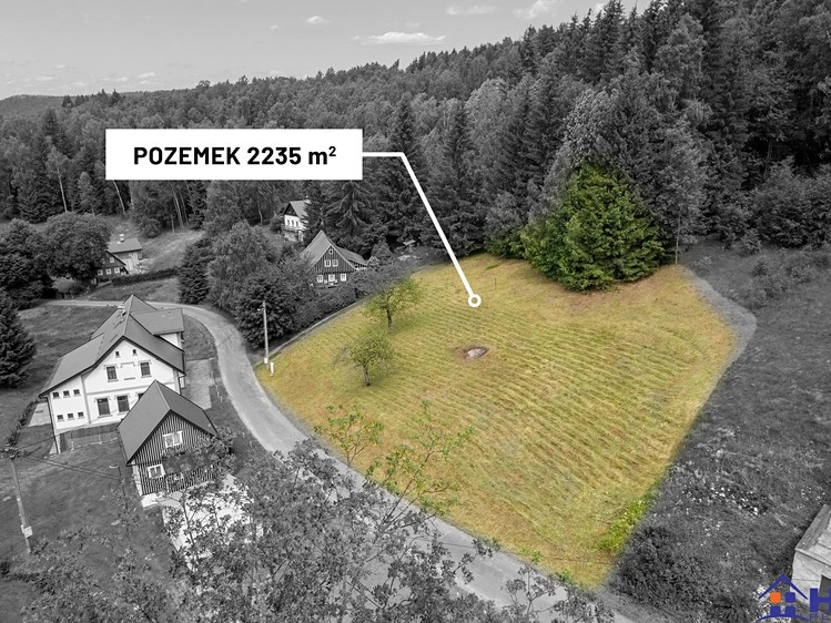 Prodej stavebního pozemku 2 235 m² - foto 3
