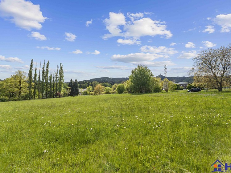 Prodej stavebního pozemku 2 518 m² - foto 6