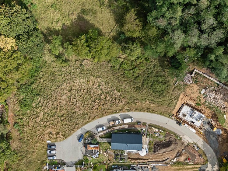 Prodej stavebního pozemku 1 391 m² - foto 6