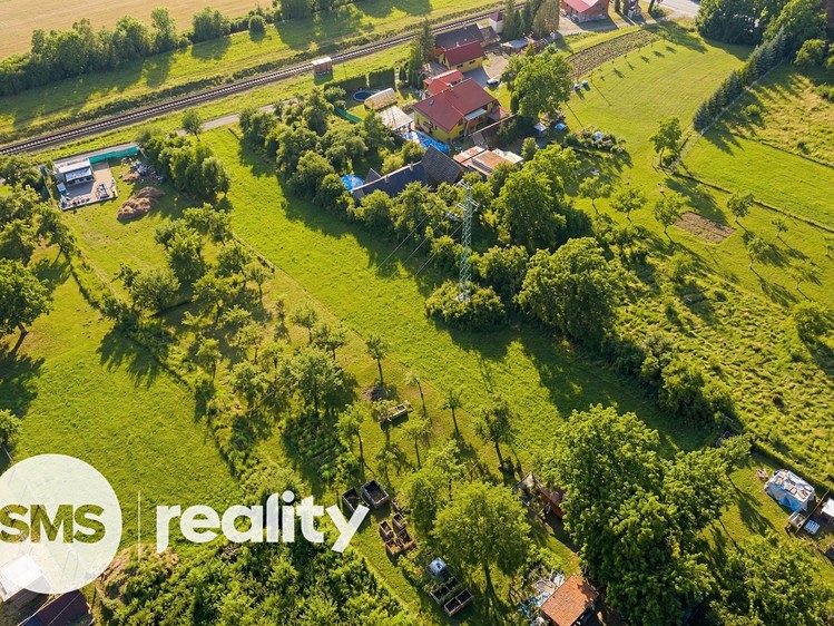 Prodej  stavebního pozemku 2 025 m² - foto 7