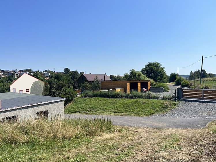Prodej stavebního pozemku 553 m² - foto 3