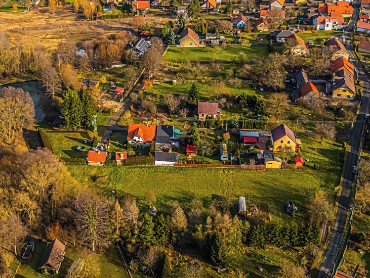 Prodej stavebního pozemku 4 472 m² - foto 7