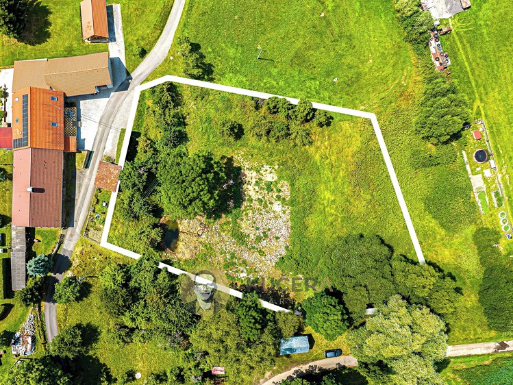 Prodej stavebního pozemku 2 677 m² - foto 3