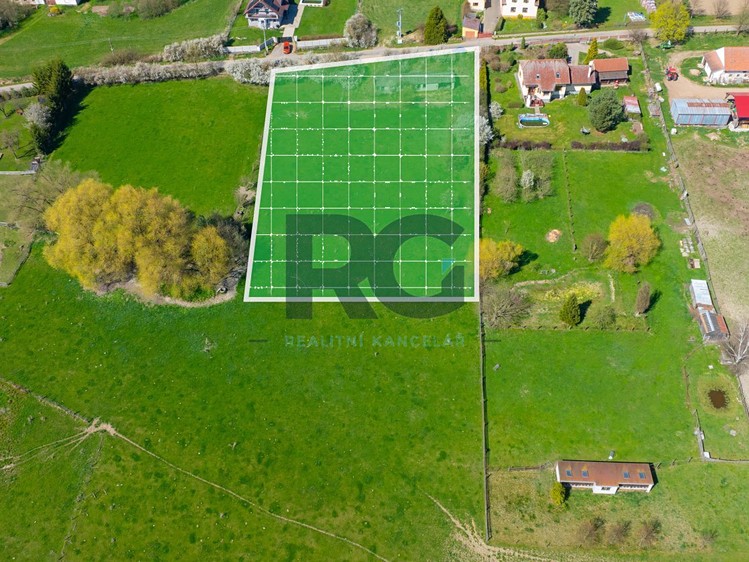 Prodej stavebního pozemku 3 801 m² - foto 3