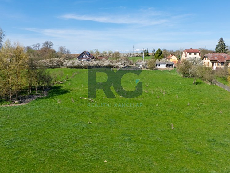 Prodej stavebního pozemku 3 801 m² - foto 2