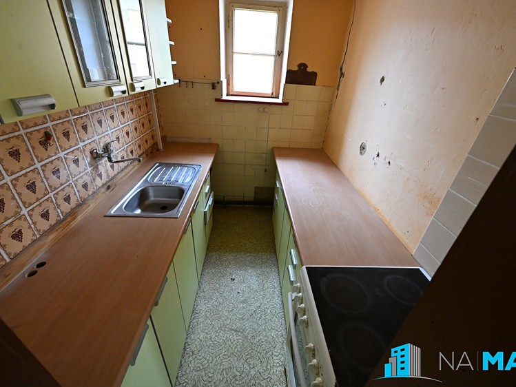 Prodej stavebního pozemku 1 211 m² - foto 7
