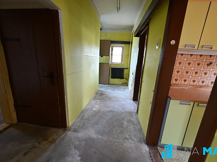 Prodej stavebního pozemku 1 211 m² - foto 8