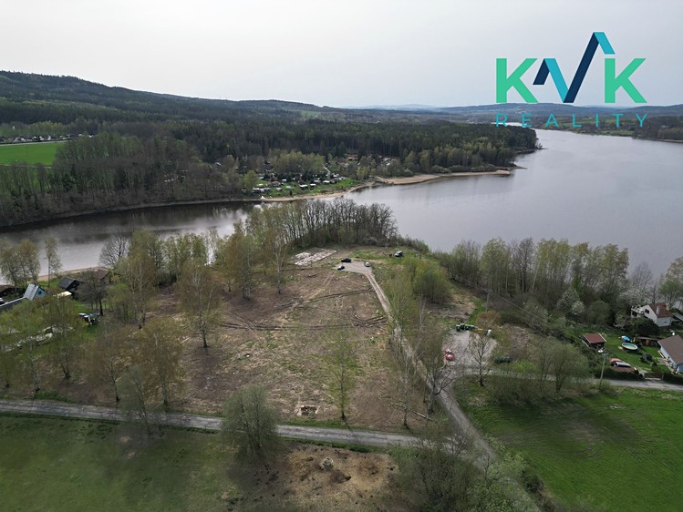 Prodej stavebního pozemku 1 144 m² - foto 3
