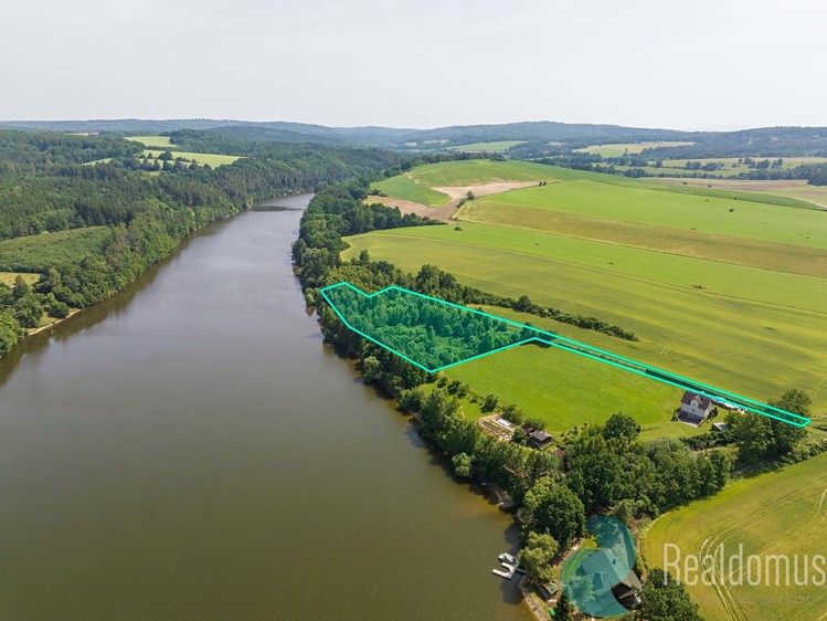 Prodej stavebního pozemku 9 993 m² - foto 6