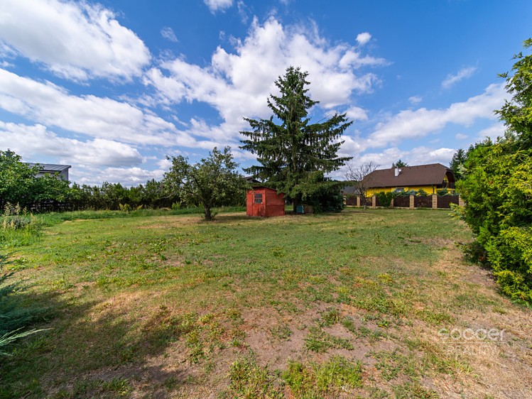 Prodej stavebního pozemku 1 300 m² - foto 7