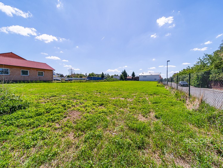 Prodej stavebního pozemku 2 582 m² - foto 6