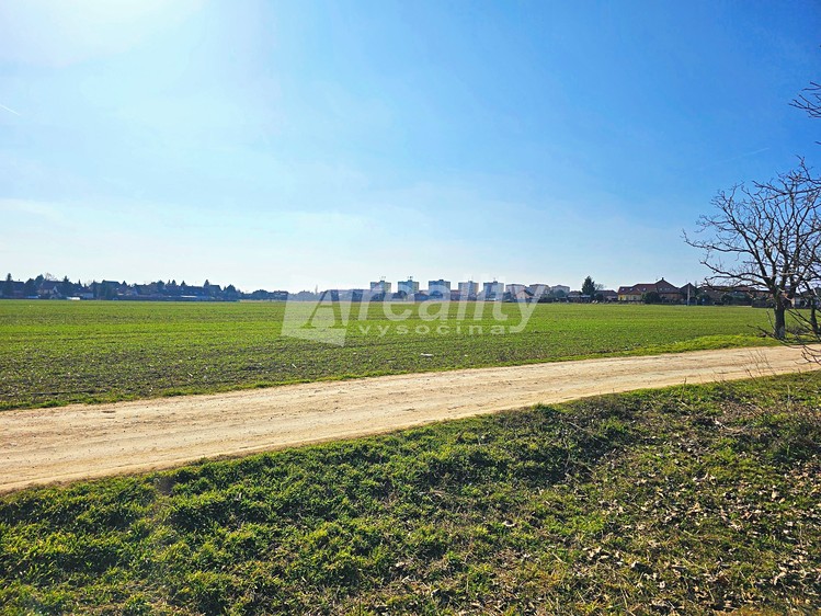 Prodej stavebního pozemku 2 719 m² - foto 7
