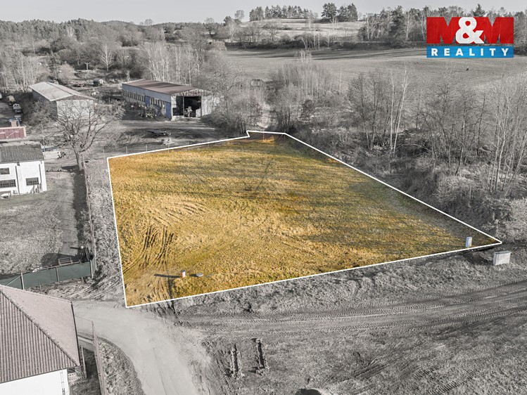 Prodej stavebního pozemku 2 437 m² - foto 6