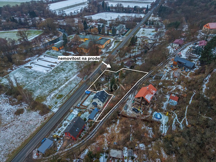 Prodej stavebního pozemku 2 025 m² - foto 6