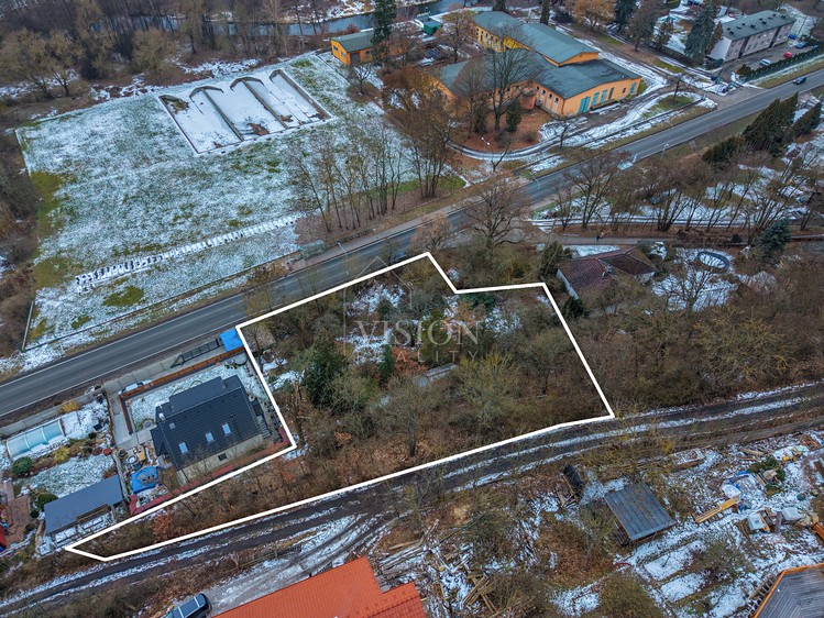 Prodej stavebního pozemku 2 025 m² - foto 5