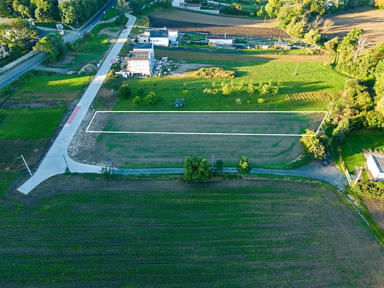 Prodej stavebního pozemku 1 628 m² - foto 4