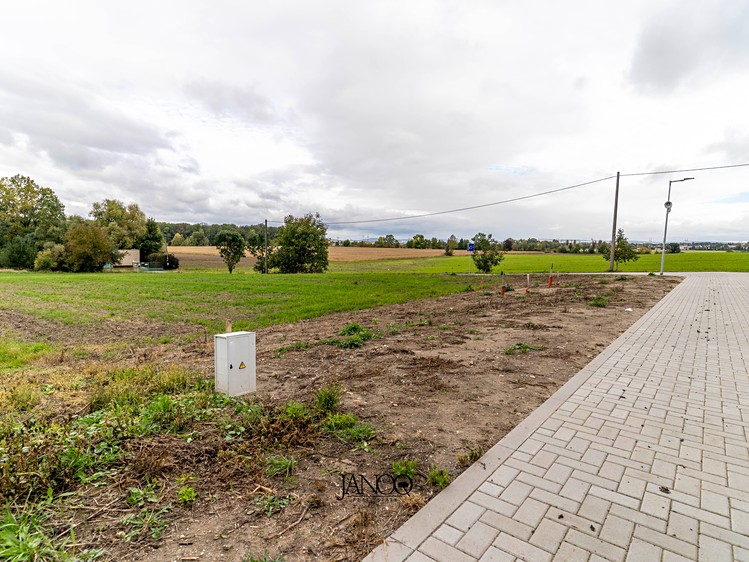 Prodej stavebního pozemku 1 628 m² - foto 5